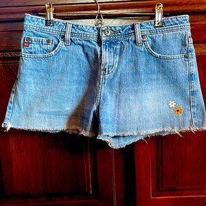 lei jeans cutoff shorts with embroidered flowers and embroidered butterfly